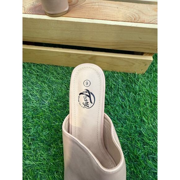 Trary- Nude -Open Toe Heels- Size 9 - Picture 9 of 10